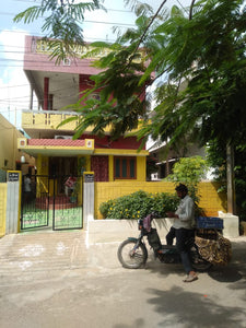 House for sale: 120 sq yards with house (15 yrs construction) for re-sale Vanasthalipuram